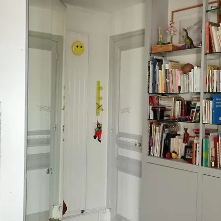 Δωμάτια σε οικογενειακή κατοικία La Bleue *